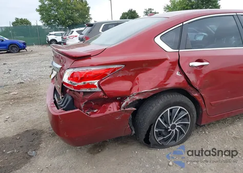 2015 Nissan Altima 2.5 S z USA, uszkodzony, nr VIN 1N4AL3AP6FC579257